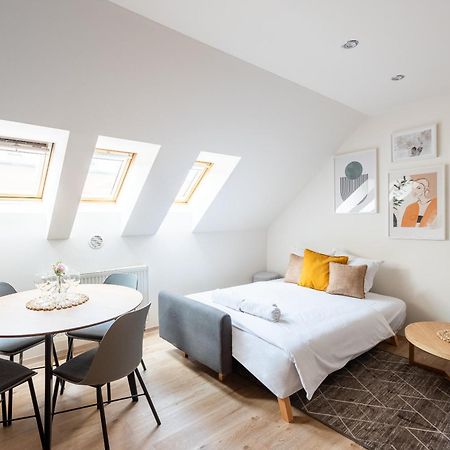 B.O.B. Klimentska Apartment Prague Ngoại thất bức ảnh