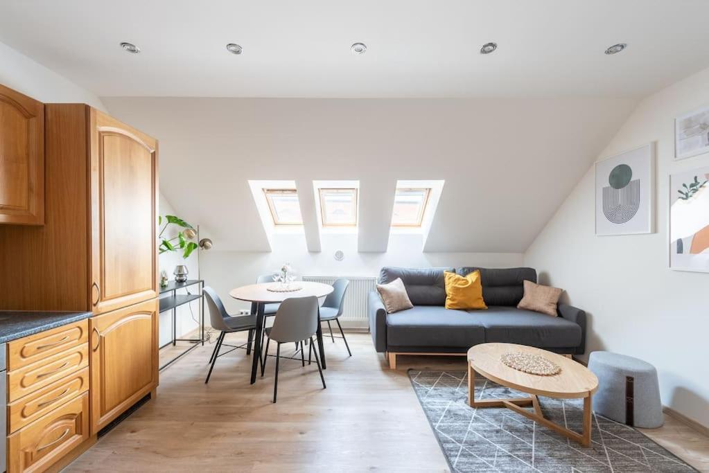 B.O.B. Klimentska Apartment Prague Ngoại thất bức ảnh