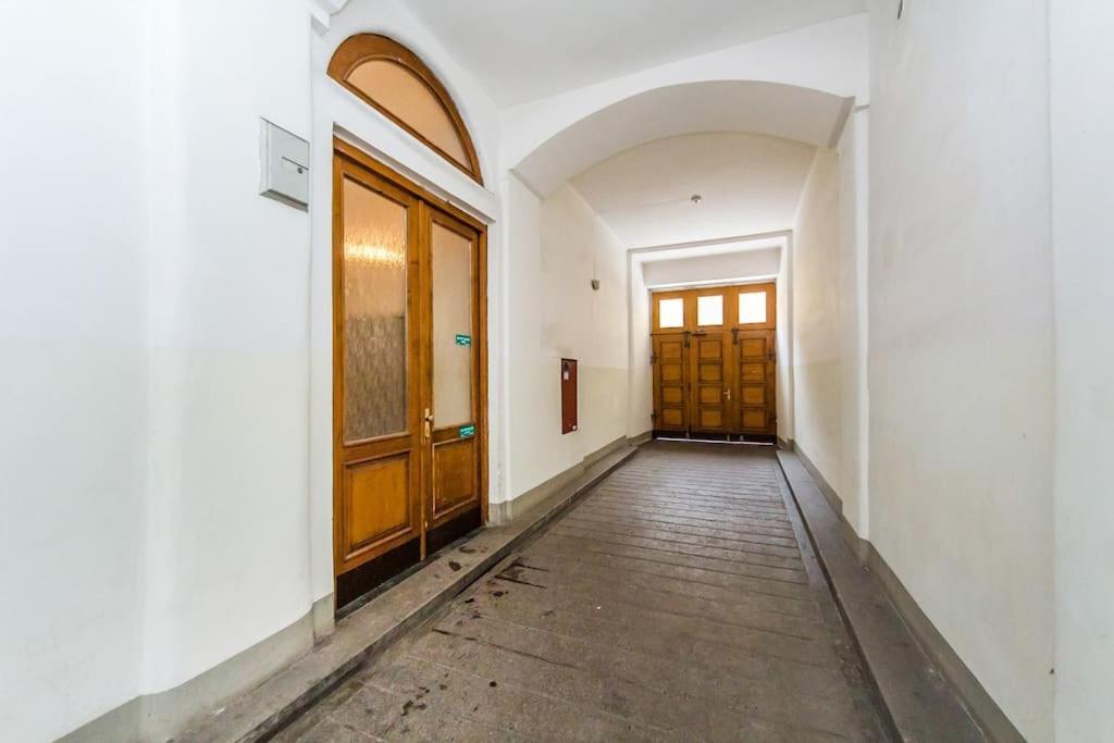 B.O.B. Klimentska Apartment Prague Ngoại thất bức ảnh
