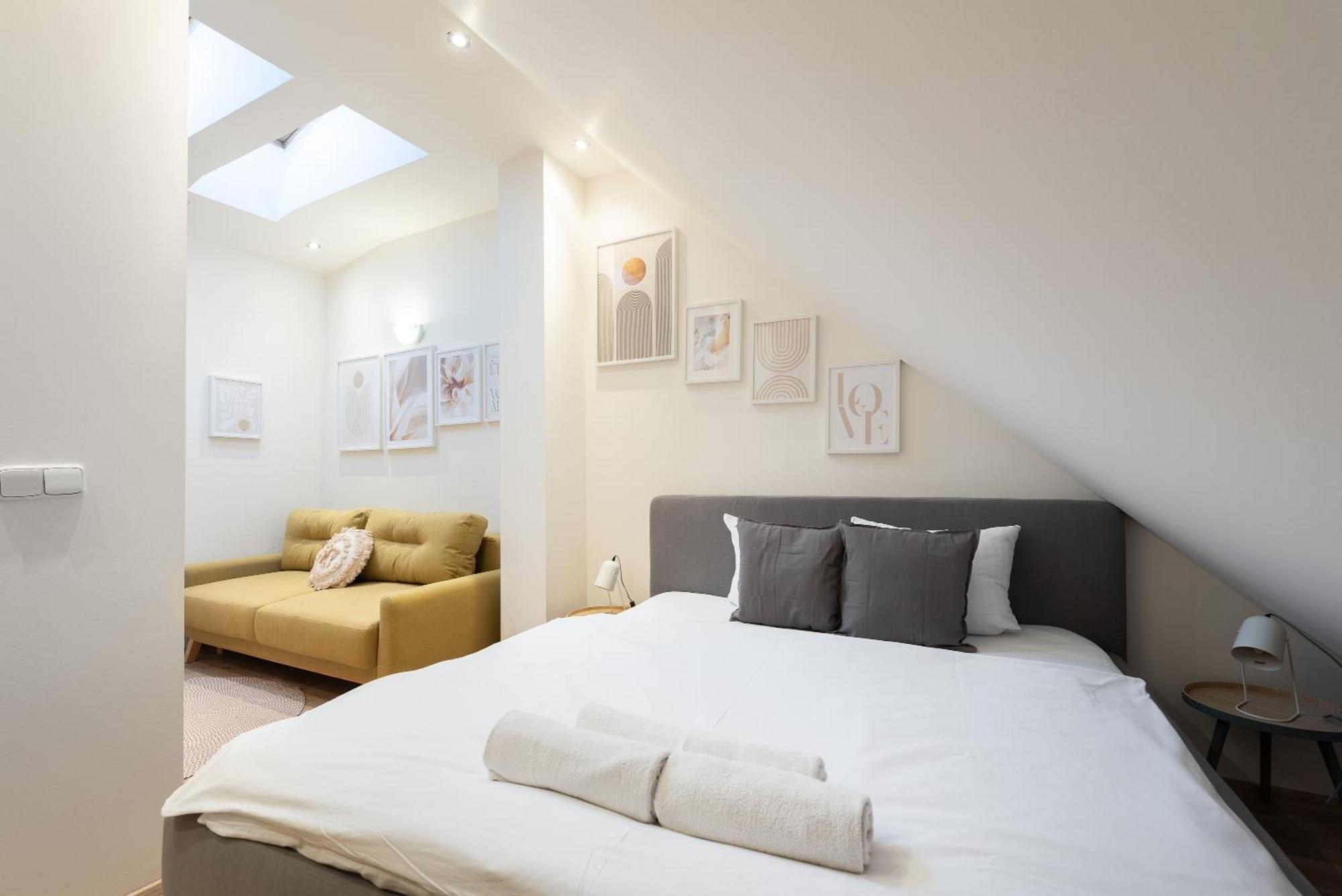 B.O.B. Klimentska Apartment Prague Ngoại thất bức ảnh